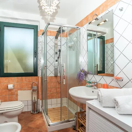 La Villa Di Biderrosa أروسييْ