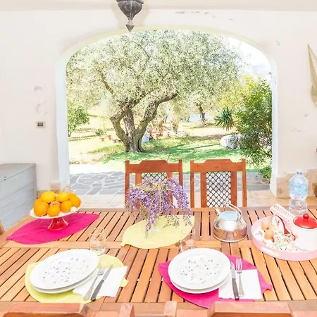 La Villa Di Biderrosa * أروسييْ